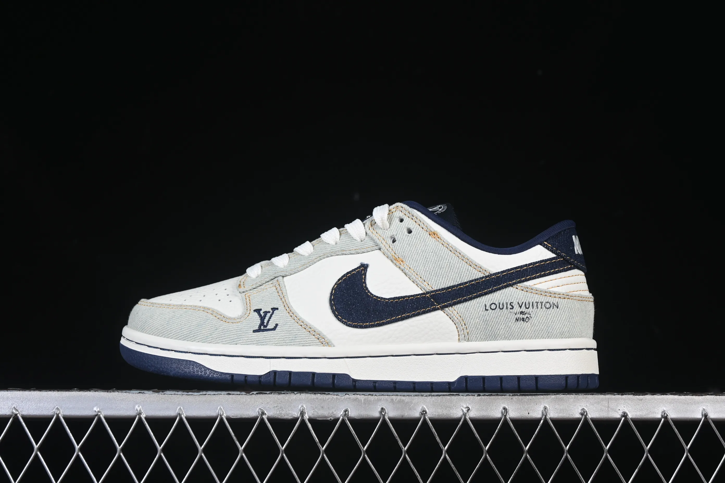 All Categories Nk Air Force 1 Air Force Series Nk Air Force 1 Low Air Force Low Nike SB Dunk Low LV Joint Blue Denim High-end Customized Low-top Casual Shoes SC0601-450